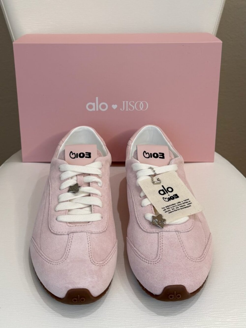 NWB Alo x JISOO Sunset Sneaker Bloom Pink M7.5/W9 BLACKPINK Limited Sold Out